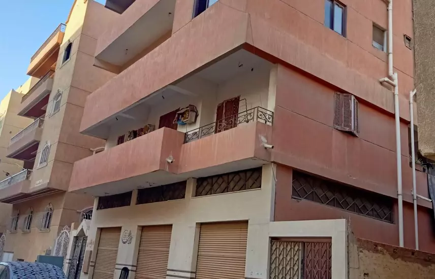 عمارة كاملة للبيع فى الحى الرابع 6 اكتوبر بالجيزة - من موقع دار