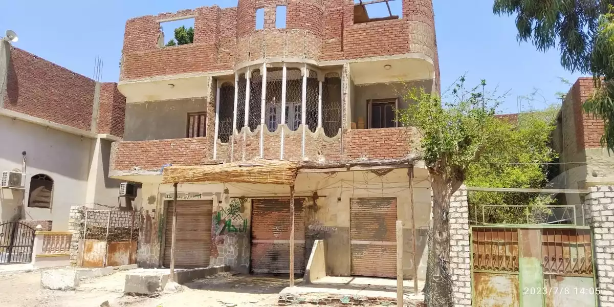 منزل 175م قرية ابو سيال الجناين السويس - من موقع دار هاوس, حي السويس 