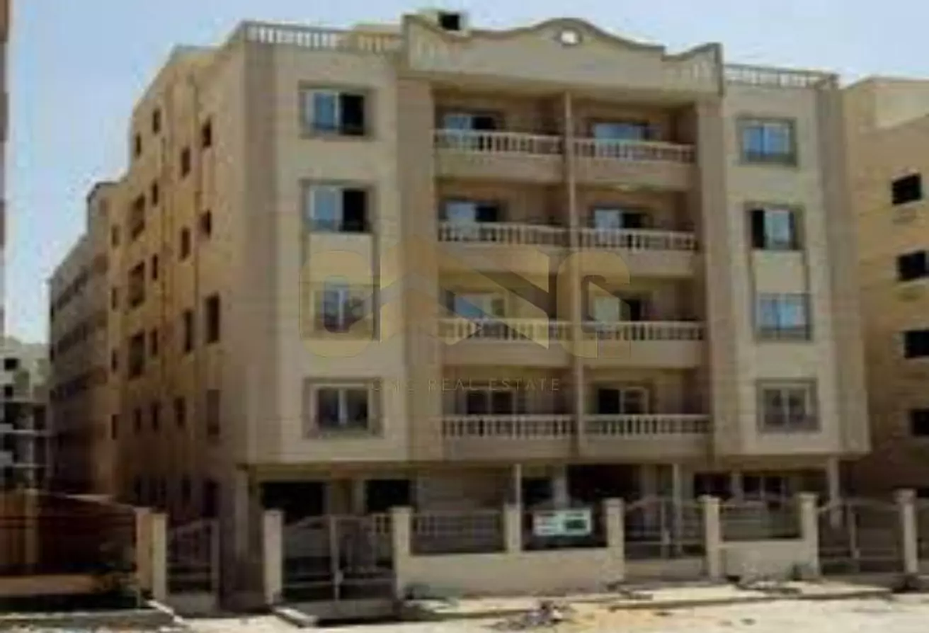 شقة بموقع مميز للبيع فى منطقة البنفسج عمارات القاهرة الجديدة. من موقع دار