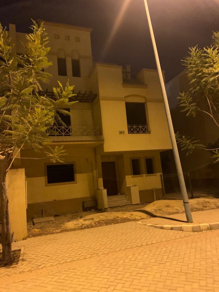 تاون هاوس